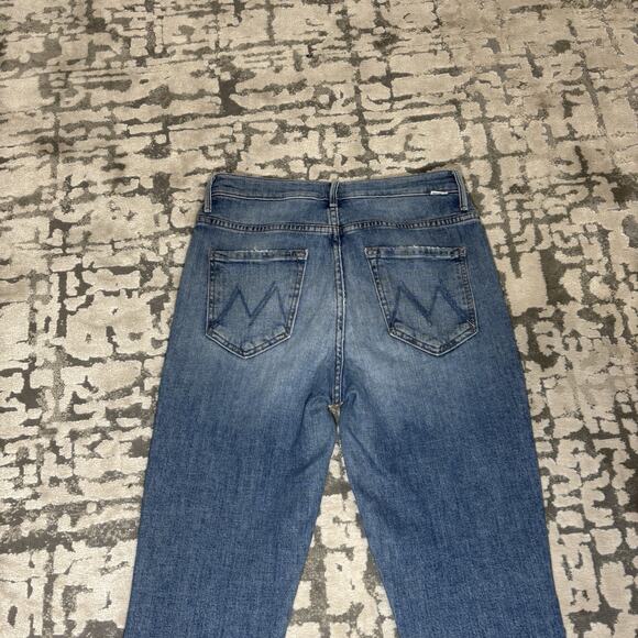 MOTHER Woman's Medium Wash The insider Crop Step Fray Denim Jeans Size 27 - Picture 8 of 13